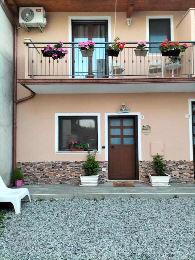 Borghetto Verde Villa Локри Екстериор снимка